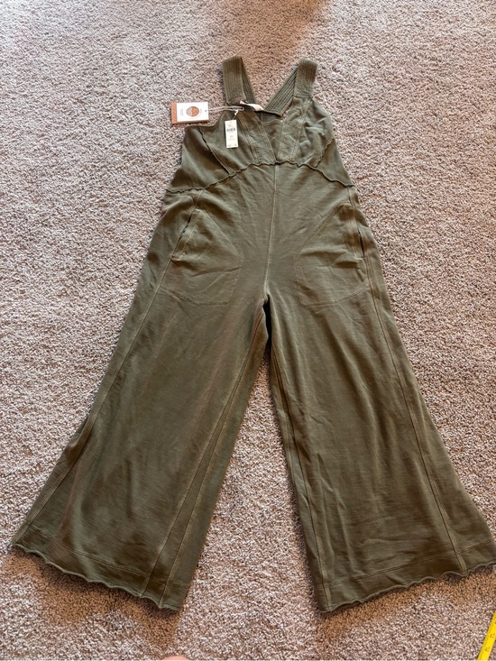 Daily Practice Pants - Daily Practice Olive Wide-Leg Overalls Jumpsuit - NWT medium